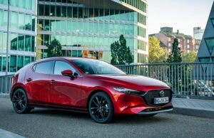 Мазда 3 (Mazda 3) 2022/2023 BP Skyactiv-G P5-VPS 1.5 120 л.с и PE-VPS 2.0 150 л.с – конкурент Форд Фокус по цене Хонда Цивик