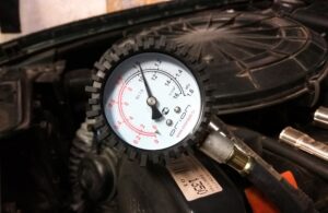 Как проверить компрессию и устранить перепады давления в цилиндрах двигателя своими руками?